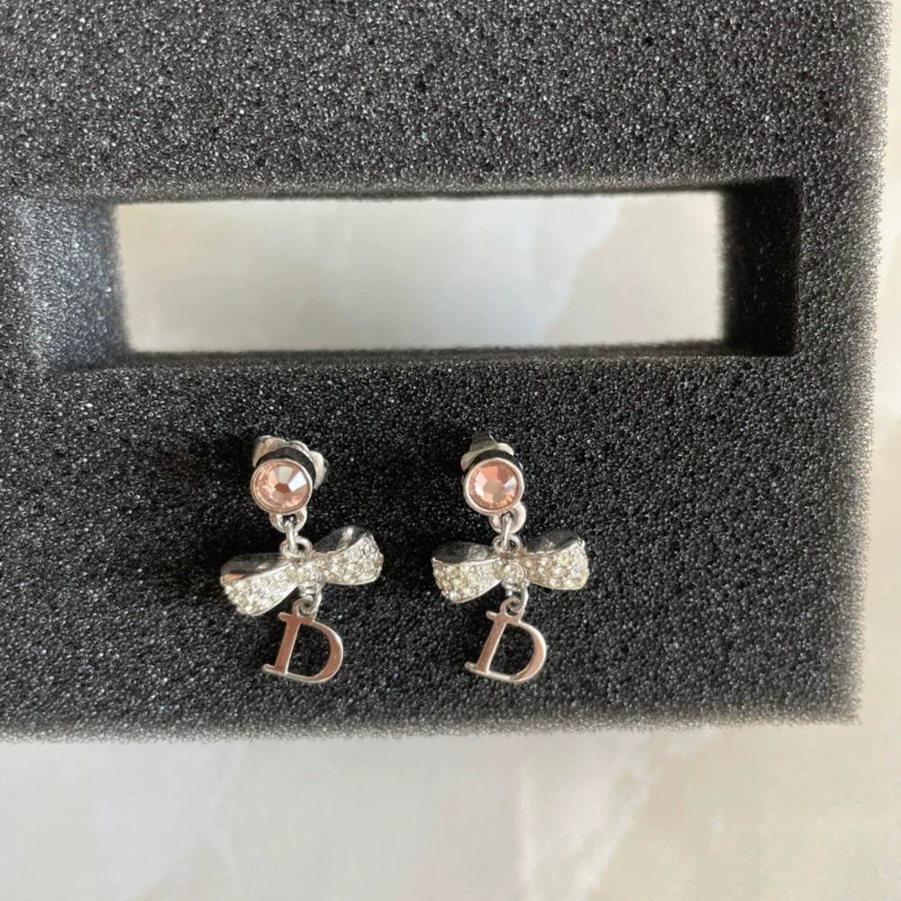 Dior Earring - Picture 2 of 3